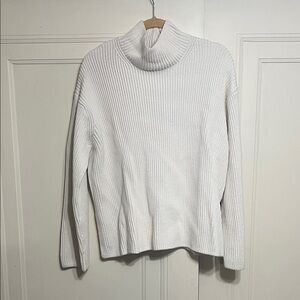 Gap Off White Turtleneck Sweater